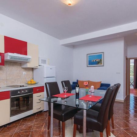 Gorgeous Apartment In Dubrava With Kitchen Exterior foto